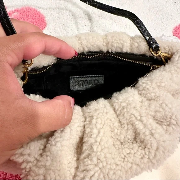 STAUD Beige Shearling Clutch with Black Handle - Picture 4 of 5